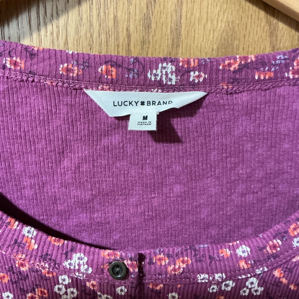 Lucky Brand Pink Ditzy Floral Ribbed Henley Top - Purple Rose Med New - Picture 2 of 5